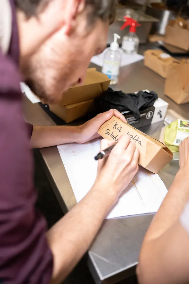 Team Building Atelier de cuisine avec Le Recho pour l'aide alimentaire - Paris (Paris)