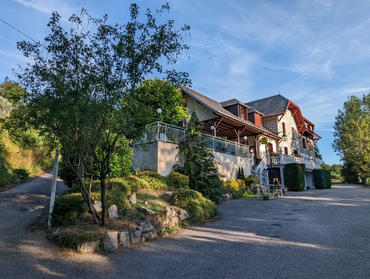 Hôtel Spa Restaurant Ô Pervenches - Chambéry (Savoie)