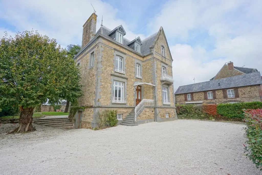 Manoir Ducey - Ducey-les-Chéris (Manche)