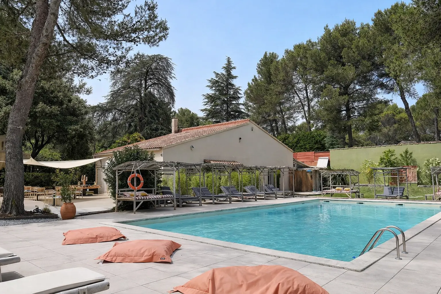 Comme Un Dimanche - Cheval-Blanc (Vaucluse)