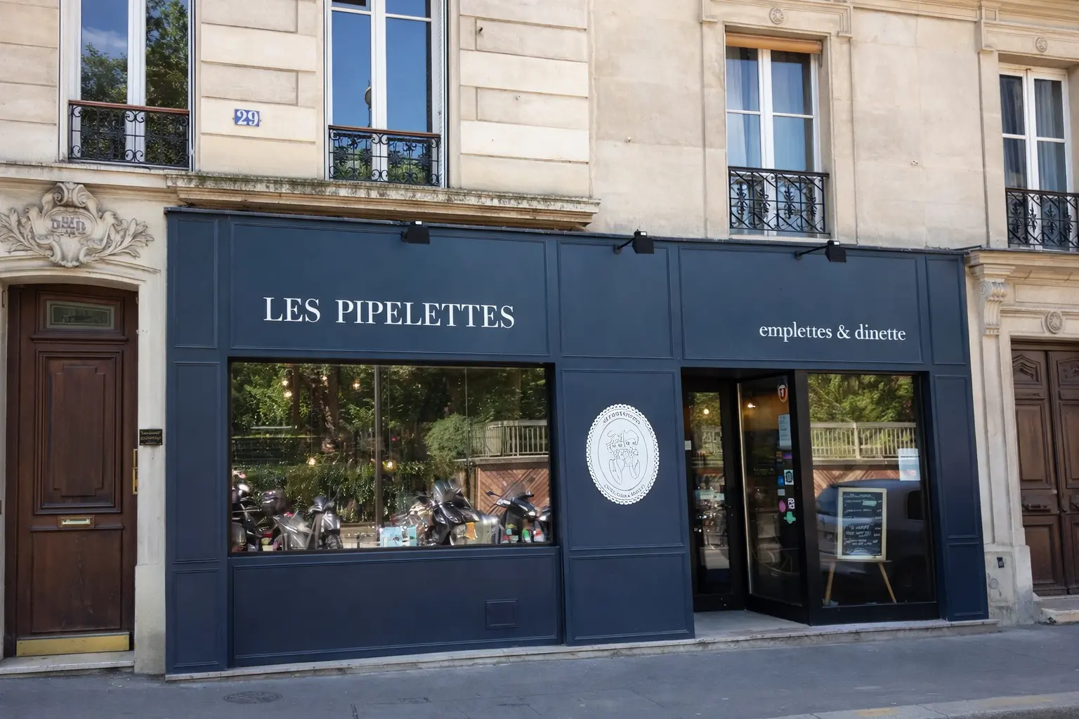 Les Pipelettes - Paris (Paris)