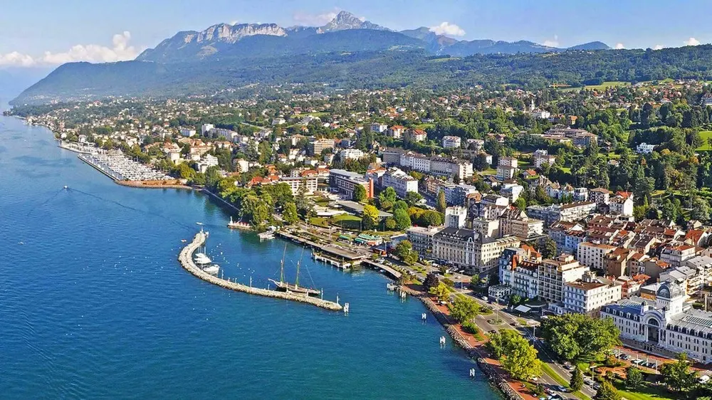 Ethic Etapes Côté Lac Evian - Évian-les-Bains (Haute-Savoie)
